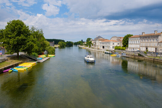 scenic view of Charente river in Jarnac, Charente, Poitou-Charentes, Aquitaine