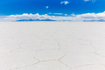 Worlds largest salt flat Salar de Uyuni, Bolivia. South America nature - obrazy, fototapety, plakaty