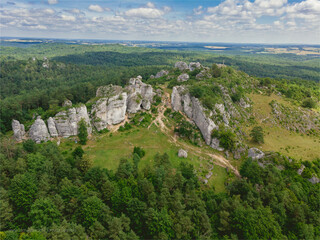 Jura Krakowsko-Częstochowska, Podlesice, Góra Zborów - widok od strony zachodniej.  - obrazy, fototapety, plakaty