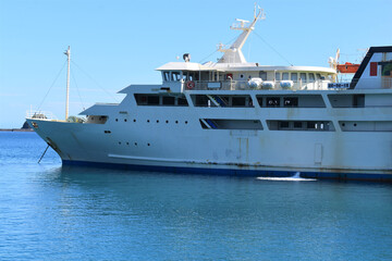 奄美大島,海岸,名瀬港,夏.海水浴,珊瑚,サンゴ,マリンブルー,エメラルドブルー、フェリー