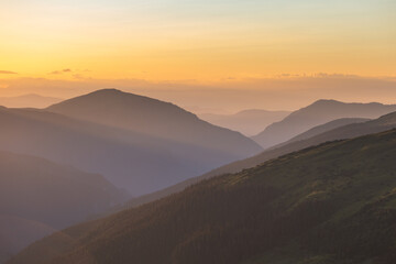 Obraz premium Summer landscape in Parang Mountains, at blue hour