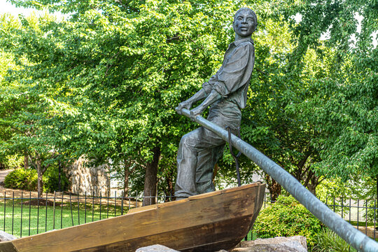 Statue of Headman