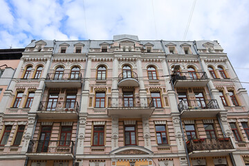 Fototapeta na wymiar Historical building in Old Town of Kyiv, Ukraine