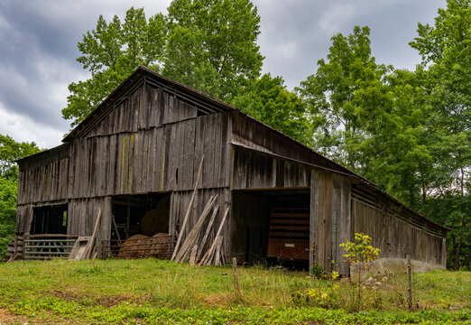 Tennessee Rural Farm Barn in East Tennessee