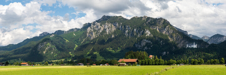 Fototapeta na wymiar Neuschwanstein Castle as part of the Bavarian Alps