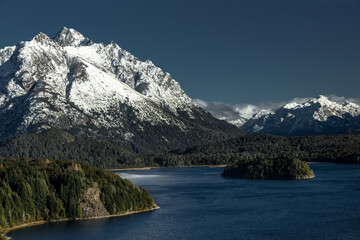 Obraz premium Landscape with snowed mountains and lakes