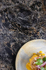 Causa peruana Acevichada, Una causa con ceviche encima