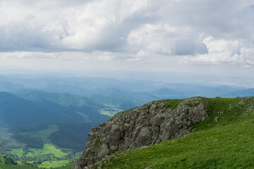 Fototapeta na wymiar landscape and sky from mountain peak