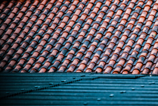 Detail of roof orange and concrete paralel roof