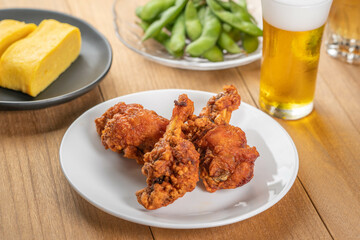 骨付きから揚げとビール