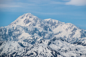 Fototapeta na wymiar Snow and Ice covered Mountains in Alaska Denali