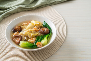 pork dumpling soup with shrimps and vegetable