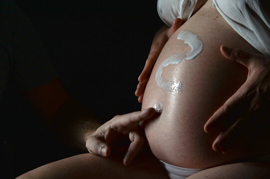 werdende mutter babybauch schwanger