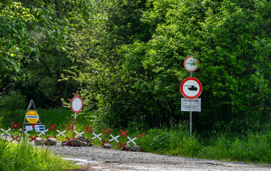 Döllersheim, Verkehrszeichen, Truppenübungsplatz, Panzer, Allensteig, Absperrung, Fahrverbot,...