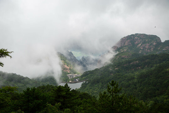 Huangshan Mountain in the cloud and mist
