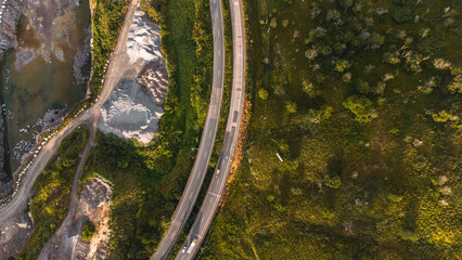 Pedreira Mina Mineradora Pedras Extração Geologia Pedras Pedra Rochas Rocha Pernambuco Caminhões Maquinário Industrial Estrada Rodovia