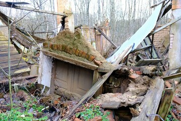 The building was destroyed by a whirlwind