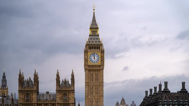 Big Ben Timelapse of new the  Elizabeth clock tower with clouds in the background