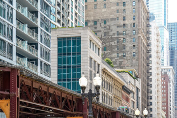 Fototapeta premium Chicago, Illinois, United States, July 2022. Skyscraper buildings in downtown Chicago. View of the city.
