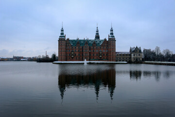 Fototapeta na wymiar Winter views from Frederiksborg Castle in the town of Hillerød, Denmark
