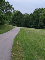 Fototapeta na wymiar trail path - park