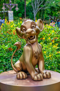 Simba Gold Statue 50th Anniversary Disney