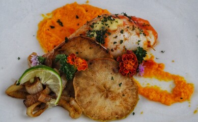 Grilled Apple Salad with Mix Fruit Sauces