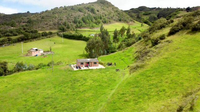 Vereda lengua saque - villa pinzon