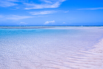 大潮に出現する百合が浜