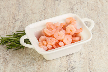 Tasty peeled prawn in the bowl