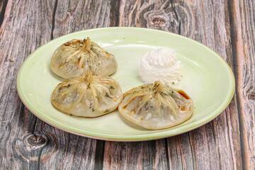 Uzbek cuisine - manti dumplings with meat