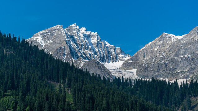 Sonamarg or Sonmarg known as Sonamarag in Kashmiri, is a hill station located in the Ganderbal District of Jammu and Kashmir, India