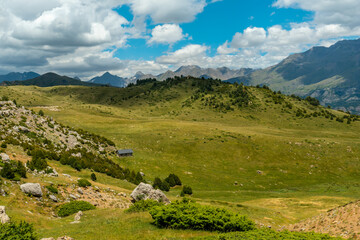Fototapeta na wymiar Path to the Ibon de Piedrafita, Tena Valley in the Pyrenees, Huesca, Spain