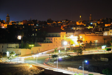 Fototapeta na wymiar Light trails and historical architecure in Meknes city