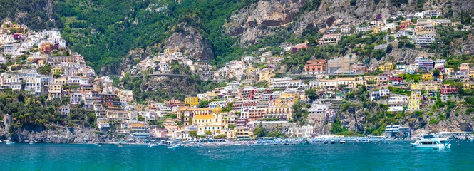 Fotobehang Positano strand, Amalfi kust, Italië Schilderachtig uitzicht op Positano aan de kust van Amalfi in Italië.