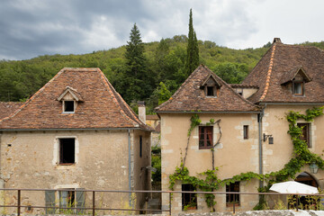 Fototapeta na wymiar French houses in a tales village in Quercy , Lot valley, France