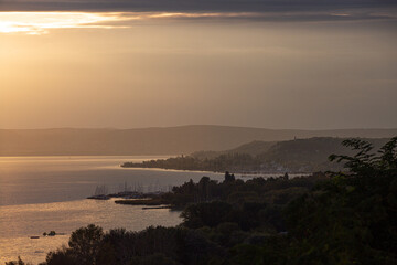 Fototapeta premium sunset over the sea