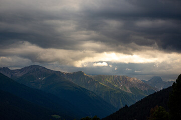 Fototapeta premium sunset in the mountains