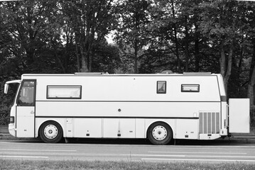 Camper schwarz/weiß