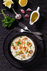 scallops with white wine cream sauce, top view