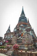 Fototapeta premium archaeological and Buddhist sites, ancient religious sites in the past, buddha, temples, ceremonial spaces, religious attractions, Buddhist churches, antiques, Pagoda