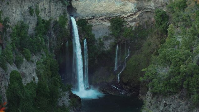 Establishing shot of Bride's Veil cascade in a national park of Chile at daytime