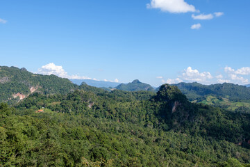 Fototapeta na wymiar The plantation area of the hill tribe is on the limestone mountain