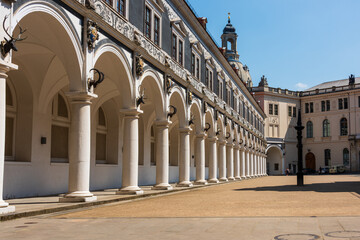 Fototapeta na wymiar Säulengang im Innern des Dresdener Schlosses