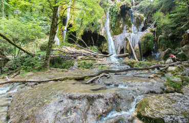 cascade de clairefontaine dans l'Ain en France