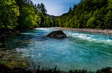 Obraz premium river in the mountains