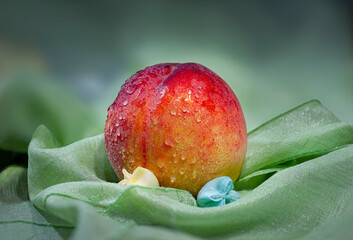 Peach is a fruit for summer health