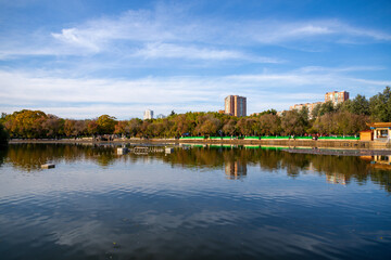Fototapeta premium Peace of Green Lake, Kunming
