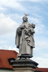 Fototapeta na wymiar Prague, sculpture