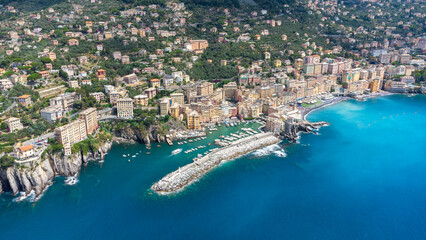 Camogli fotografata dal drone